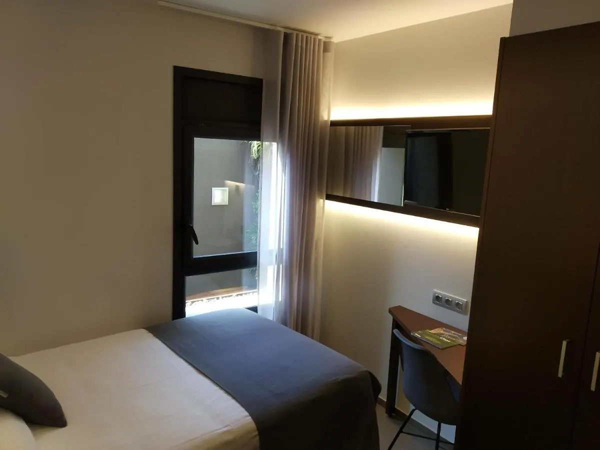 Hotel Olot Centre 0*,  España